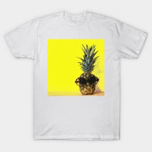 Green Pineapplen Fruit T-Shirt